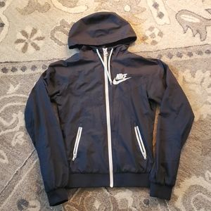 NIKE Windrunner Jacket
